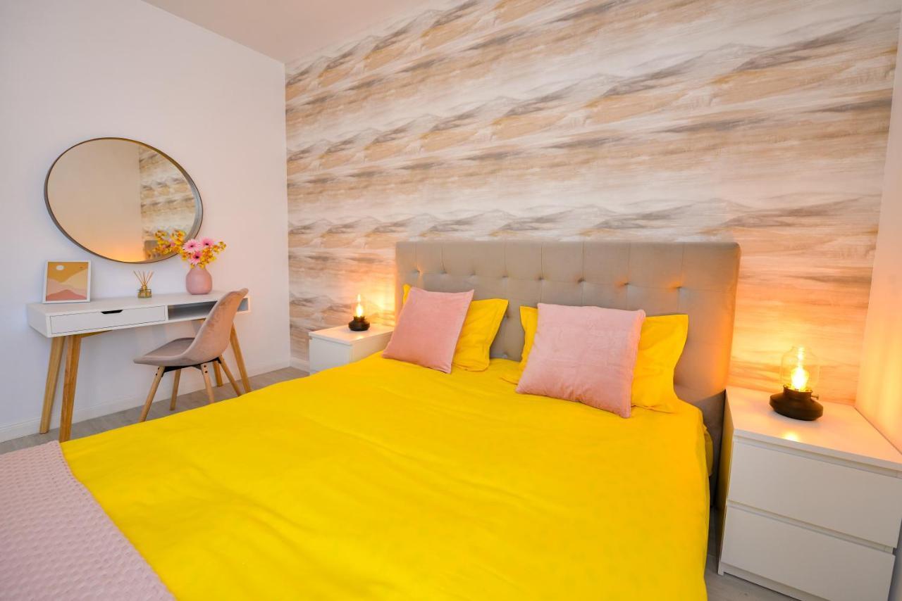 Sofia Cozy Apartment - Underground Private Parking Bucureşti Exterior foto