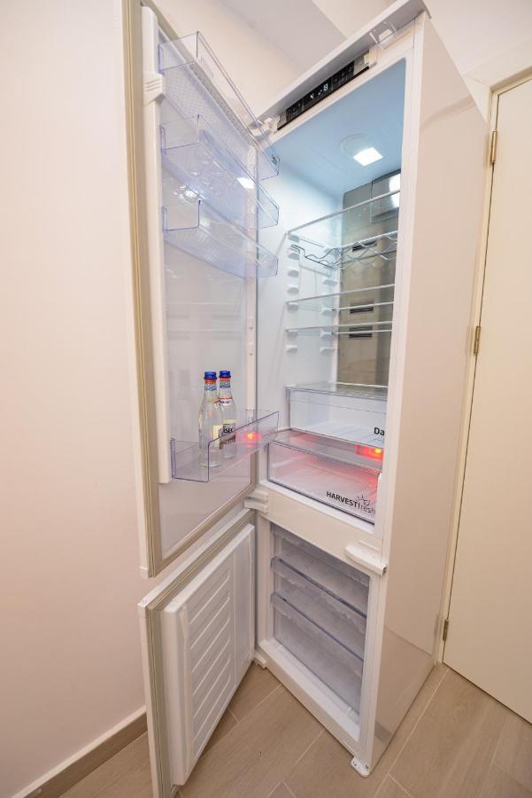 Sofia Cozy Apartment - Underground Private Parking Bucureşti Exterior foto